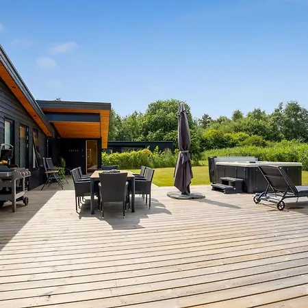 Holiday home Apelone - 900m From The Sea By Interhome *