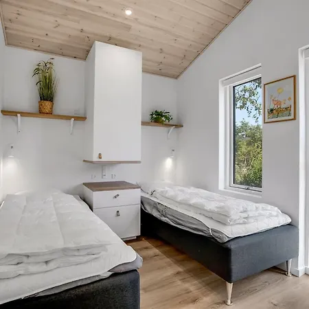 Apelone - 900m From The Sea By Interhome Bøtø By