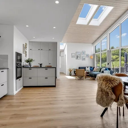 Apelone - 900m From The Sea By Interhome *